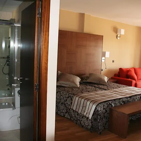 Es Reco De Hotel 4*
